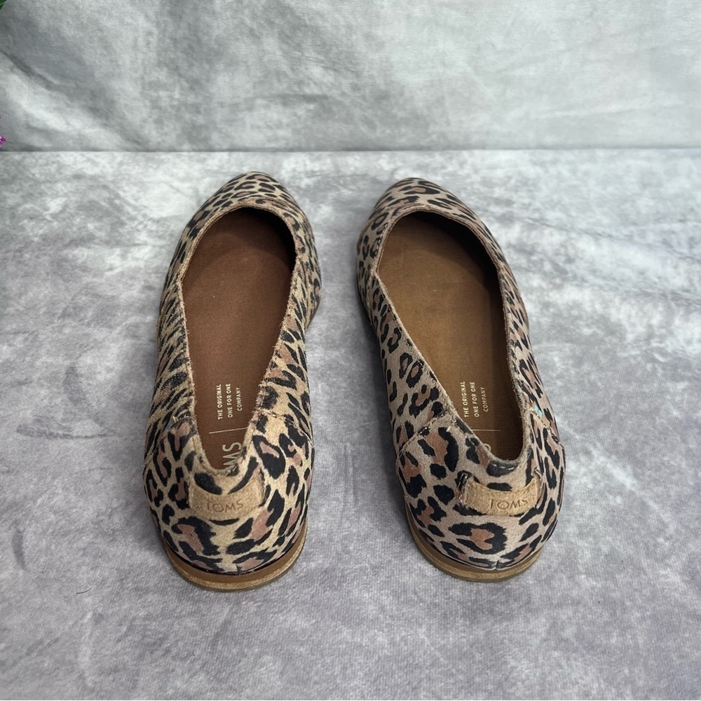 Toms Julie Leopard Print Pointed Toe Flats MISMATCHED SIZES. - Picture 9 of 10